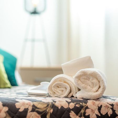 Naisa Apartamento Turistico Villena Ngoại thất bức ảnh