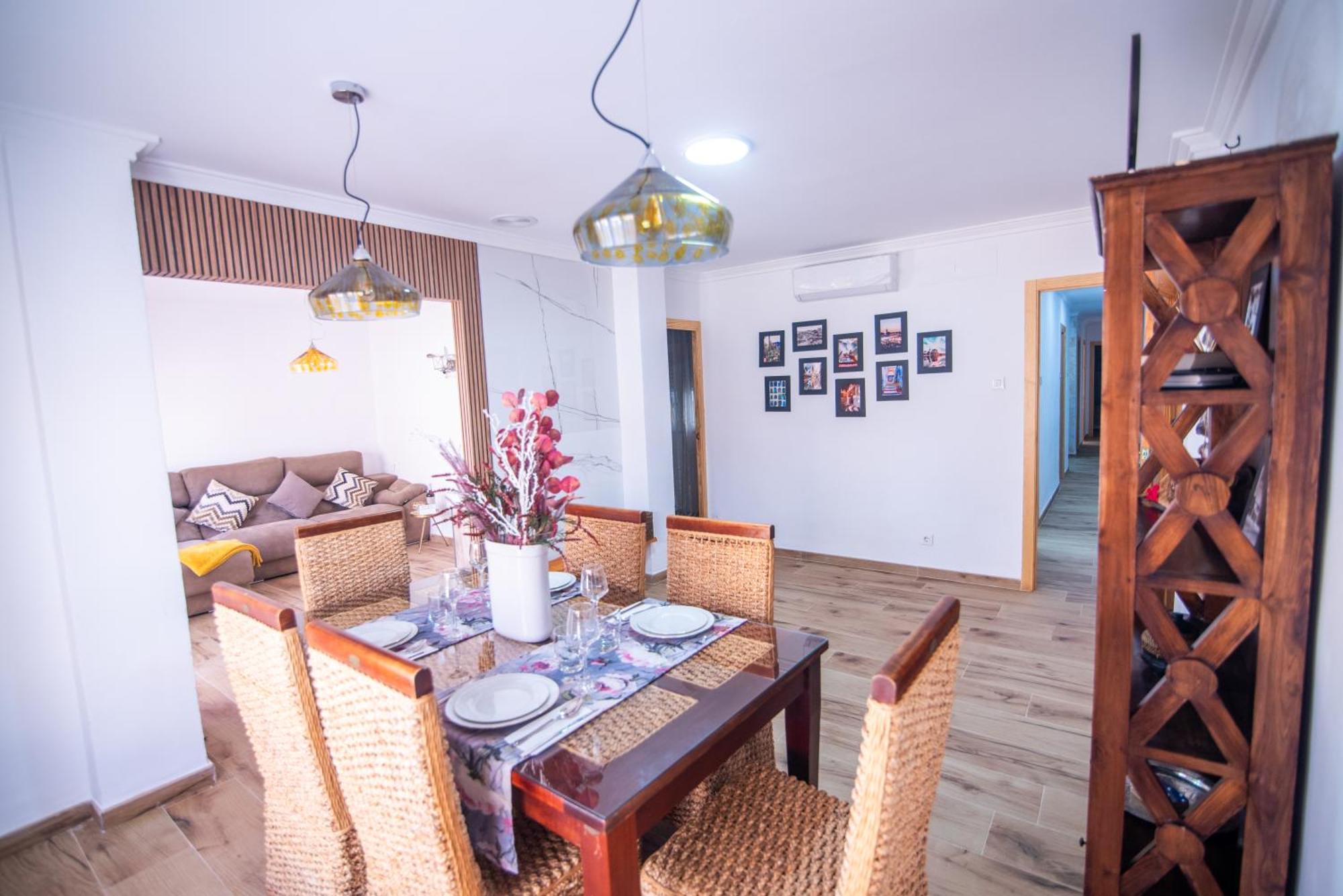 Naisa Apartamento Turistico Villena Ngoại thất bức ảnh