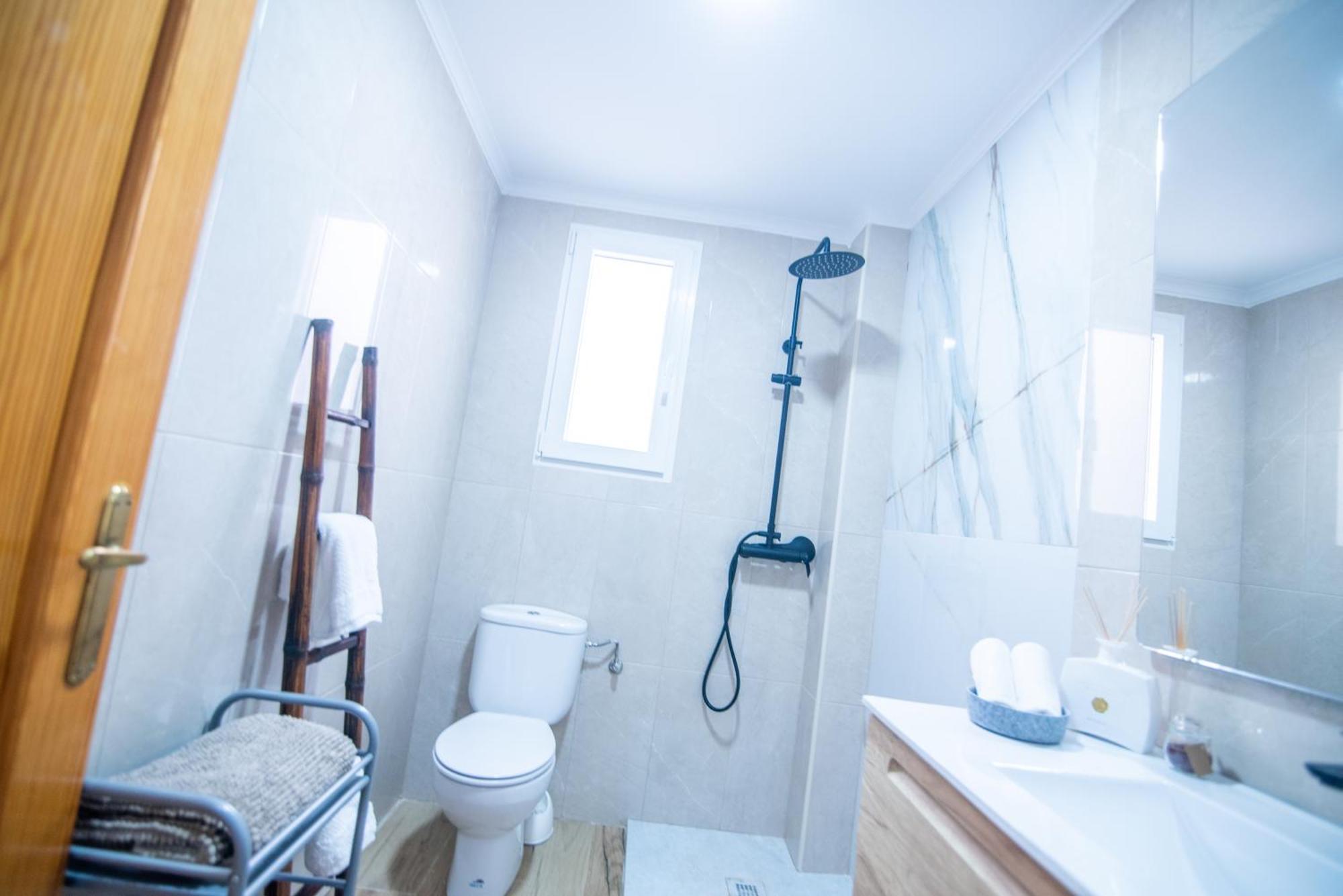 Naisa Apartamento Turistico Villena Ngoại thất bức ảnh