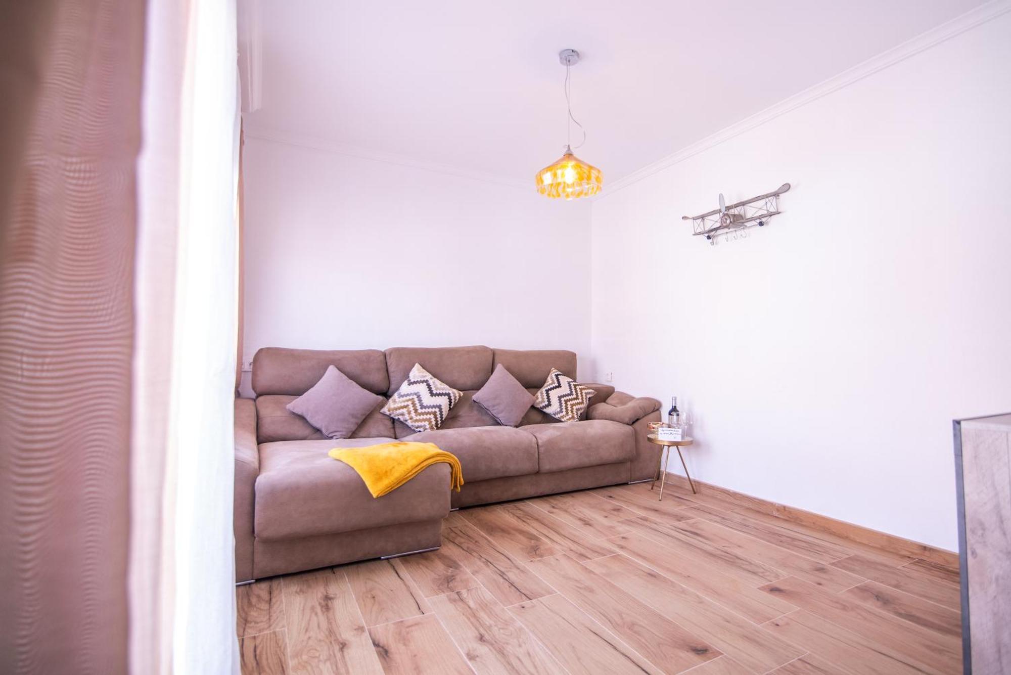 Naisa Apartamento Turistico Villena Ngoại thất bức ảnh