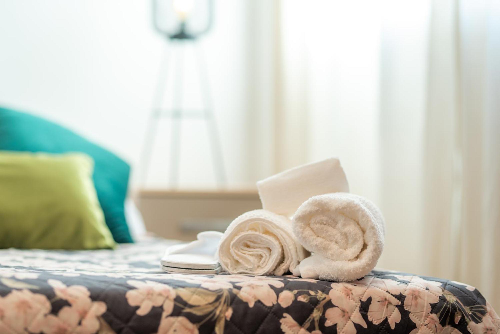 Naisa Apartamento Turistico Villena Ngoại thất bức ảnh